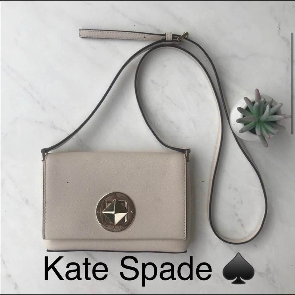 KATE SPADE Mini Crossbody purse authentic